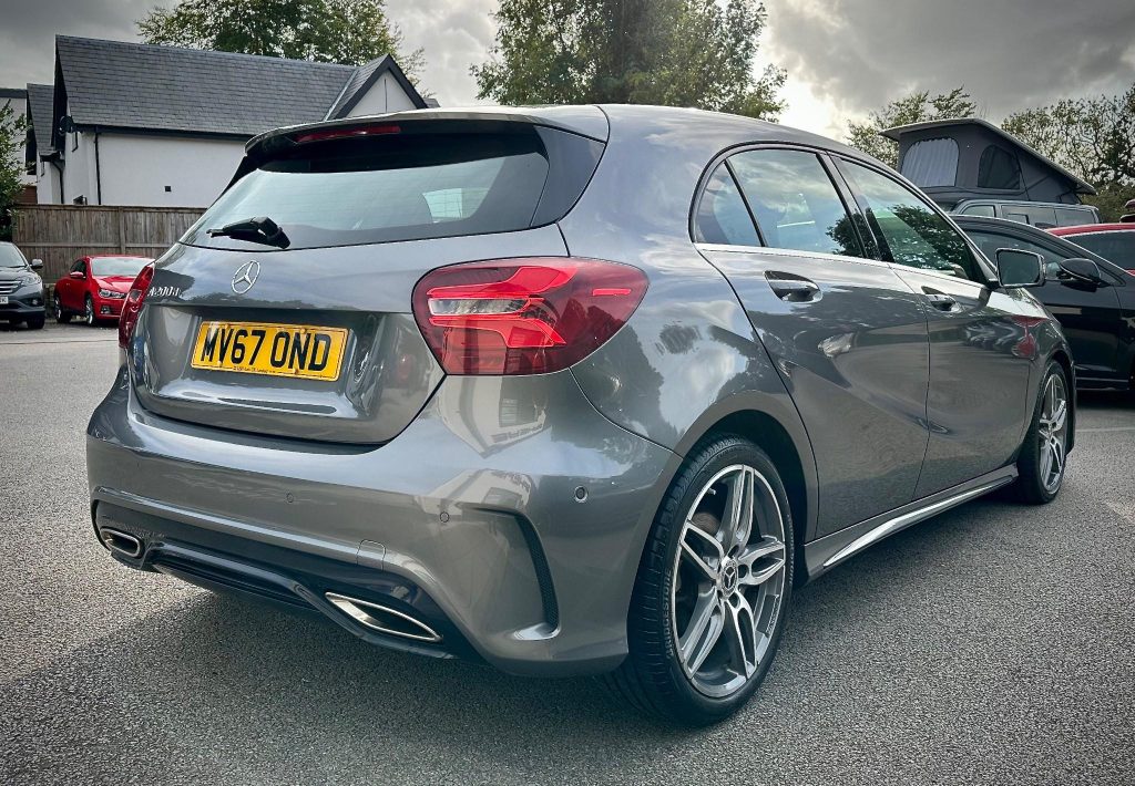 Mercedes-Benz A Class 2.1 A200d AMG Line (Premium) 7G-DCT Euro 6 (s/s) 5dr