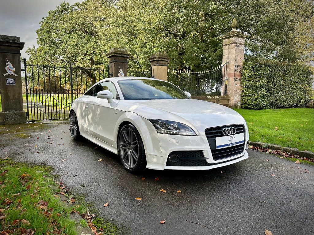 Audi TT 2.0 TFSI Black Edition Euro 5 (s/s) 3dr