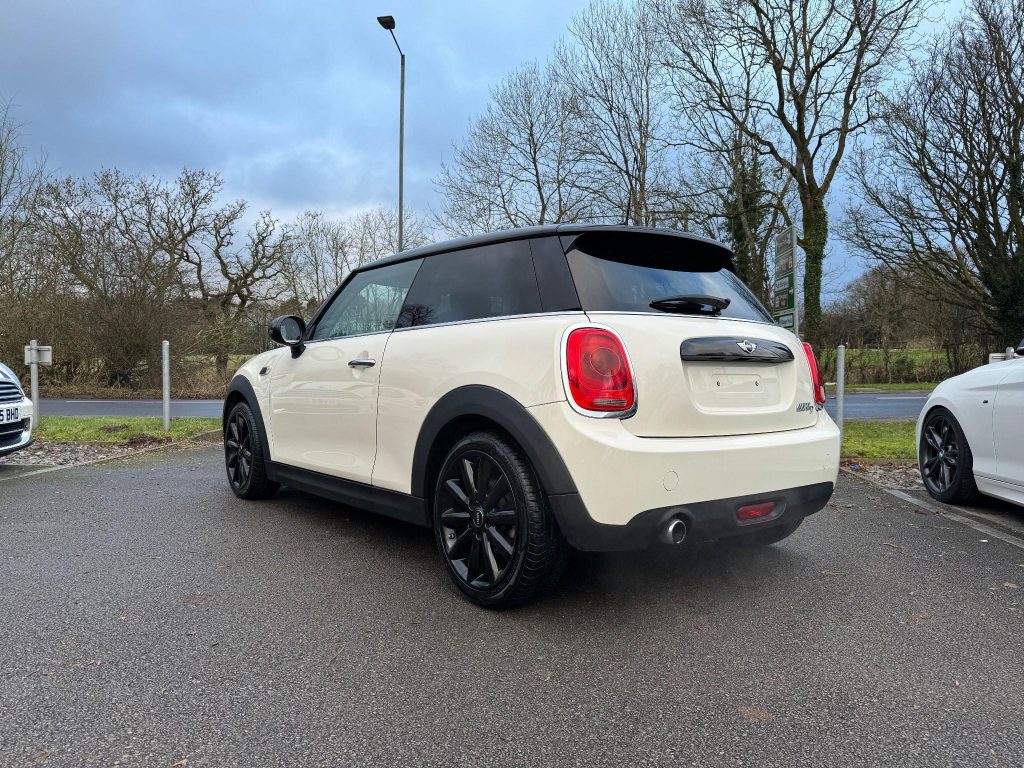 MINI Hatch 1.5 Cooper D Euro 6 (s/s) 3dr