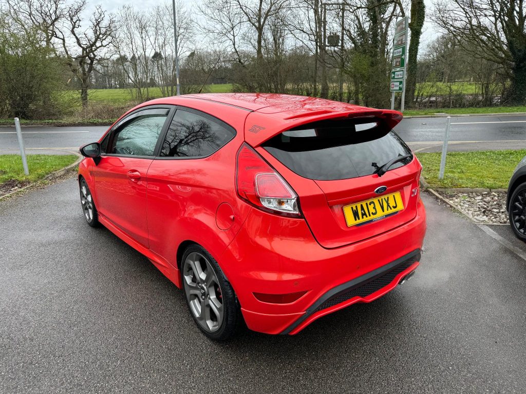 Ford Fiesta 1.6T EcoBoost ST-2 Euro 5 3dr