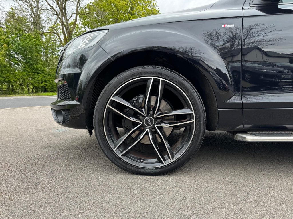 Audi Q7 3.0 TDI V6 S line Tiptronic quattro Euro 5 5dr