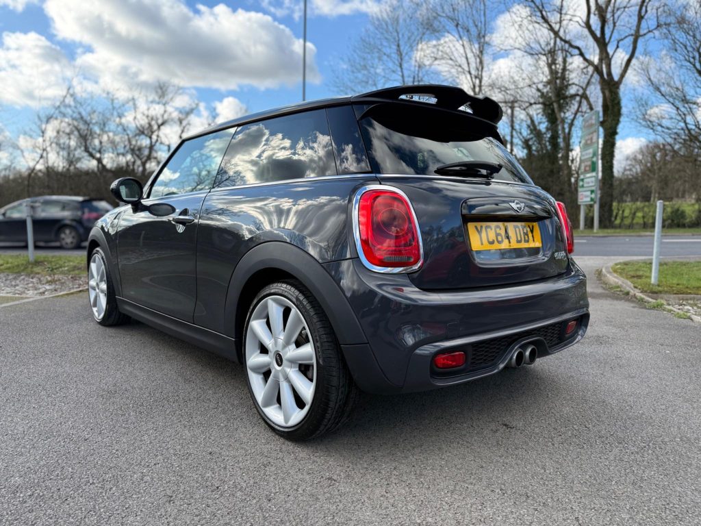 MINI Hatch 2.0 Cooper S Auto Euro 6 (s/s) 3dr