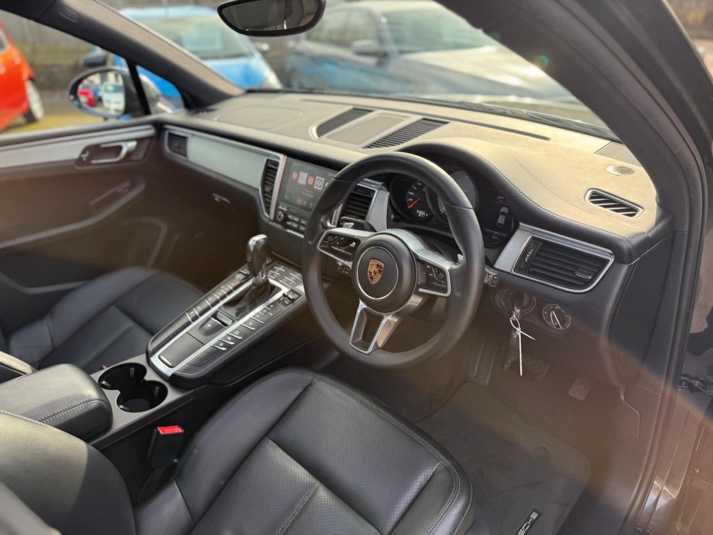 Porsche Macan 3.0 TD V6 S PDK 4WD Euro 6 (s/s) 5dr