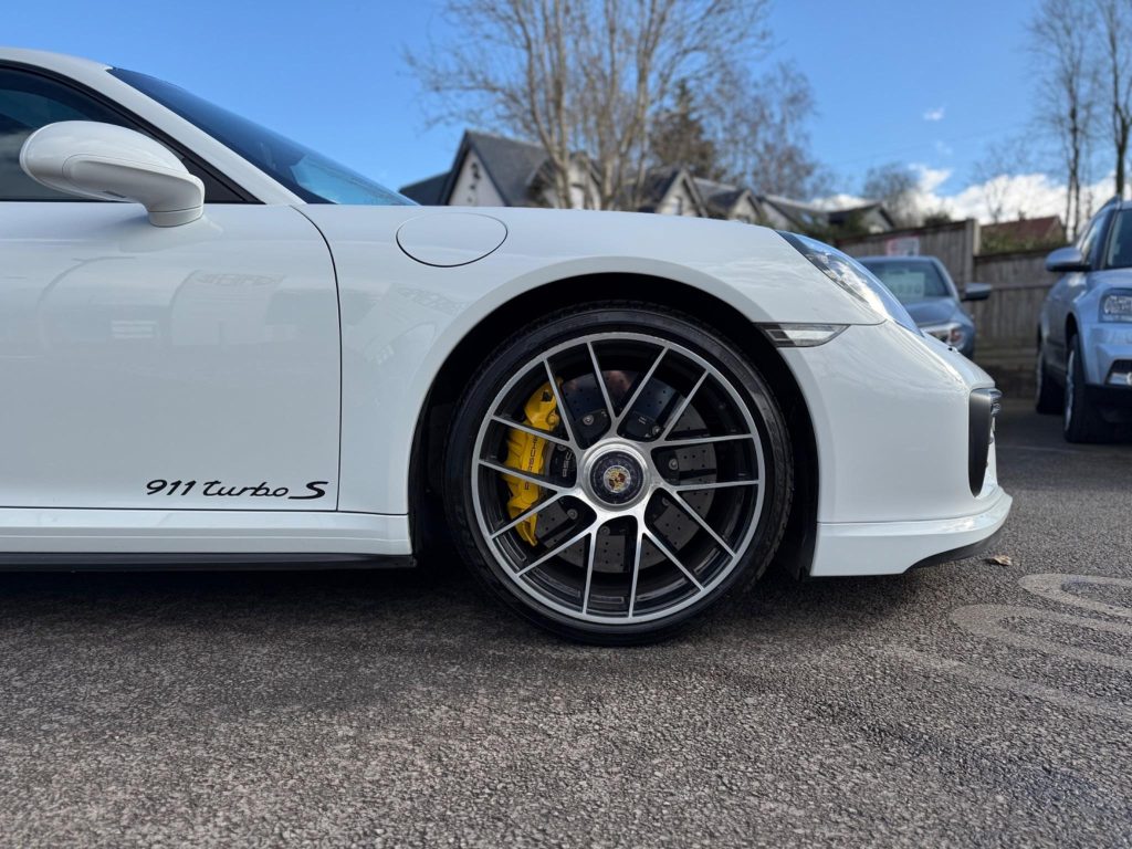 Porsche 911 3.8T 991 Turbo S PDK 4WD Euro 6 (s/s) 2dr